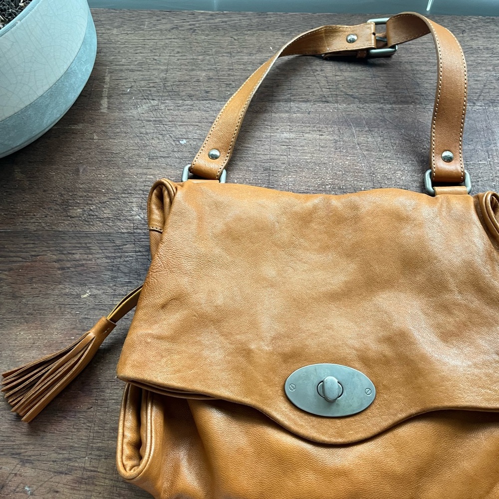 Italian leather handbag by j peterman
